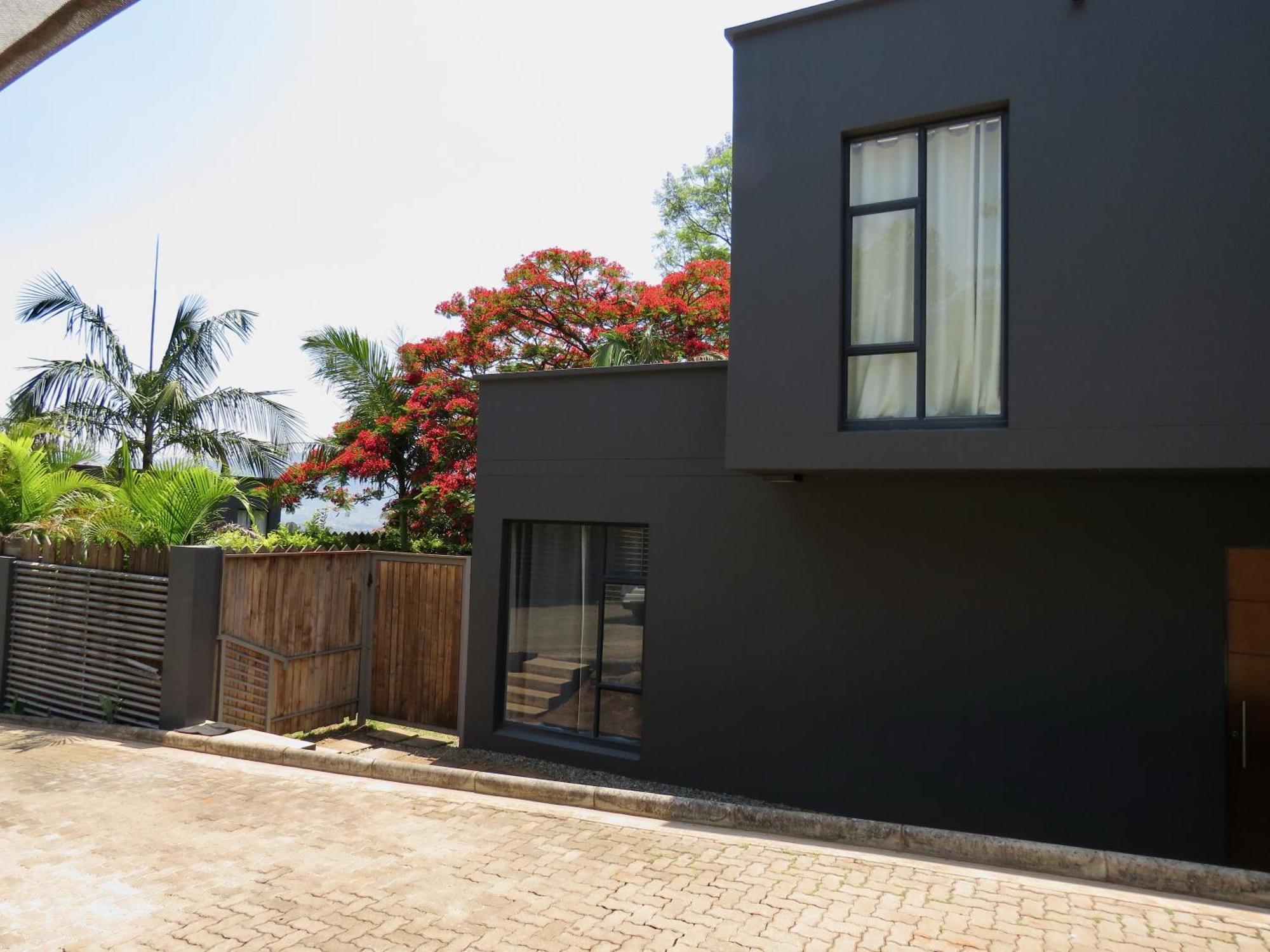 The Executive - Exclusive Self-Catering Apartments - Ezulwini Exterior foto